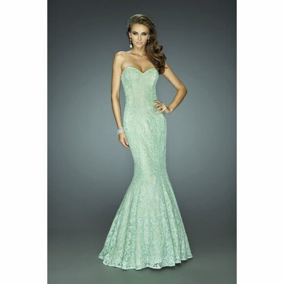 La Femme 20047 Lime Green Full Lace Strapless Formal Gown $605 - Picture 1 of 12